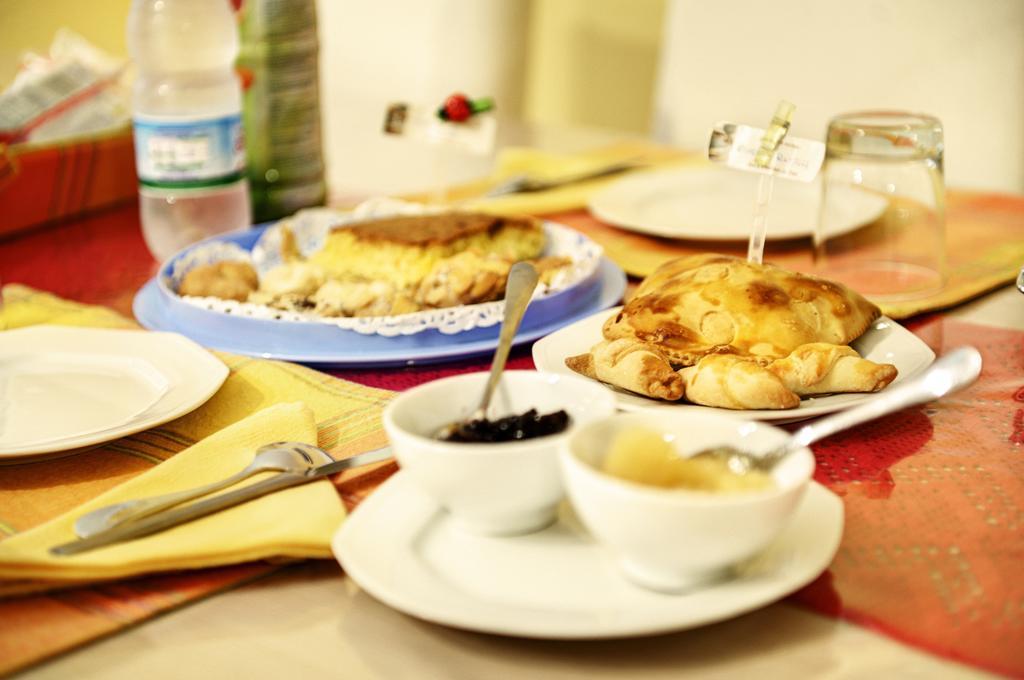 Bed & Breakfast Da Tina Guardialfiera Rum bild
